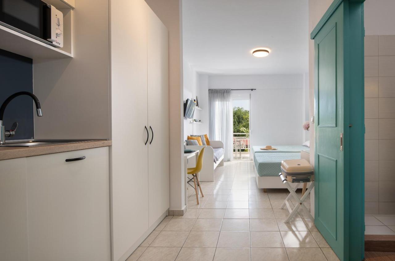 Kochyli Beach Studios Nea Plagia Exterior photo